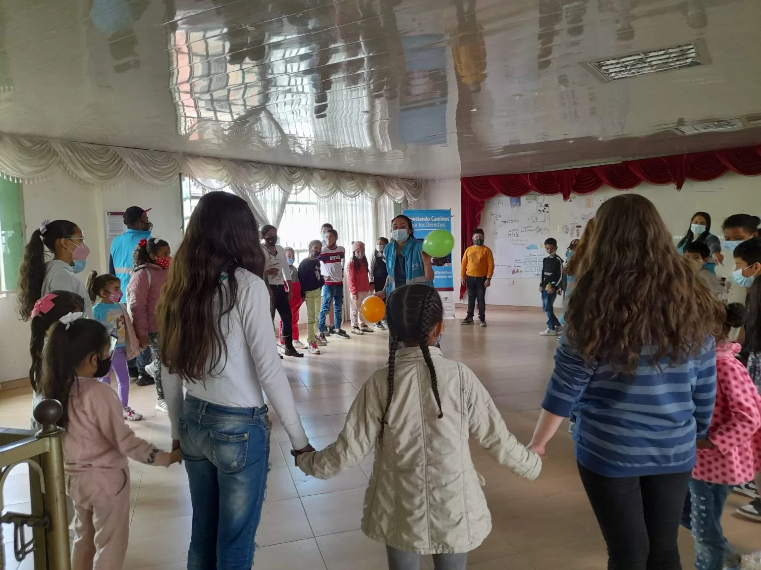 Un llamado a la acción por el bienestar de la niñez en Colombia